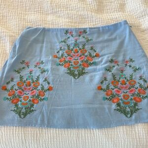Chic Blue Floral Embroidered Mini Skirt